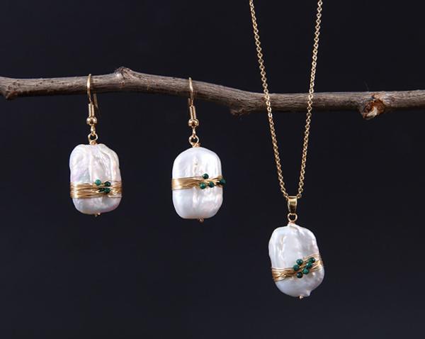 Natural Baroque Pearl necklace natural metallic baroque pearl necklace special