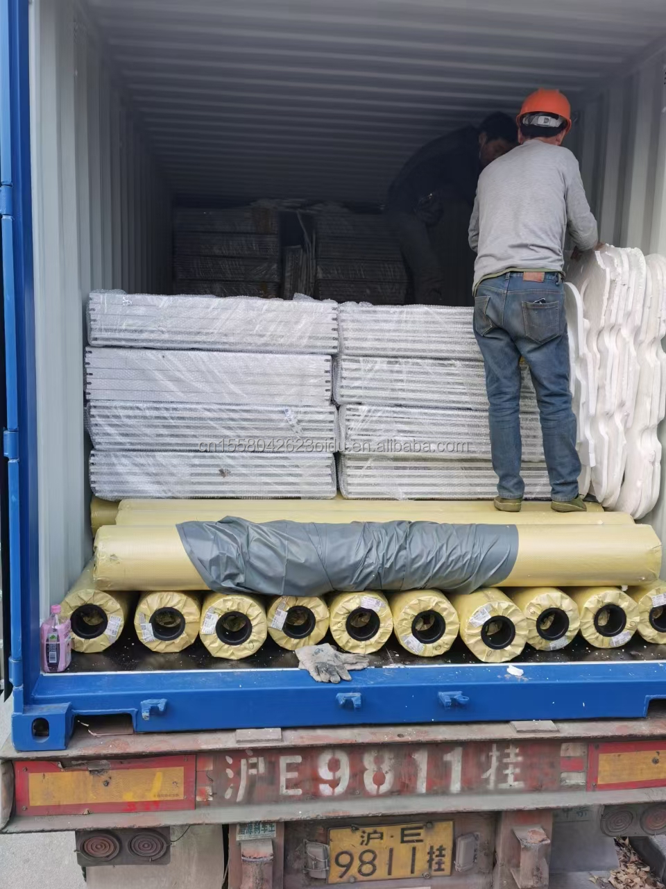 Main Structure Galvanized Steel Square Tubes 10ft 20ft Prefabricated Container Wooden House for Office Assembly House