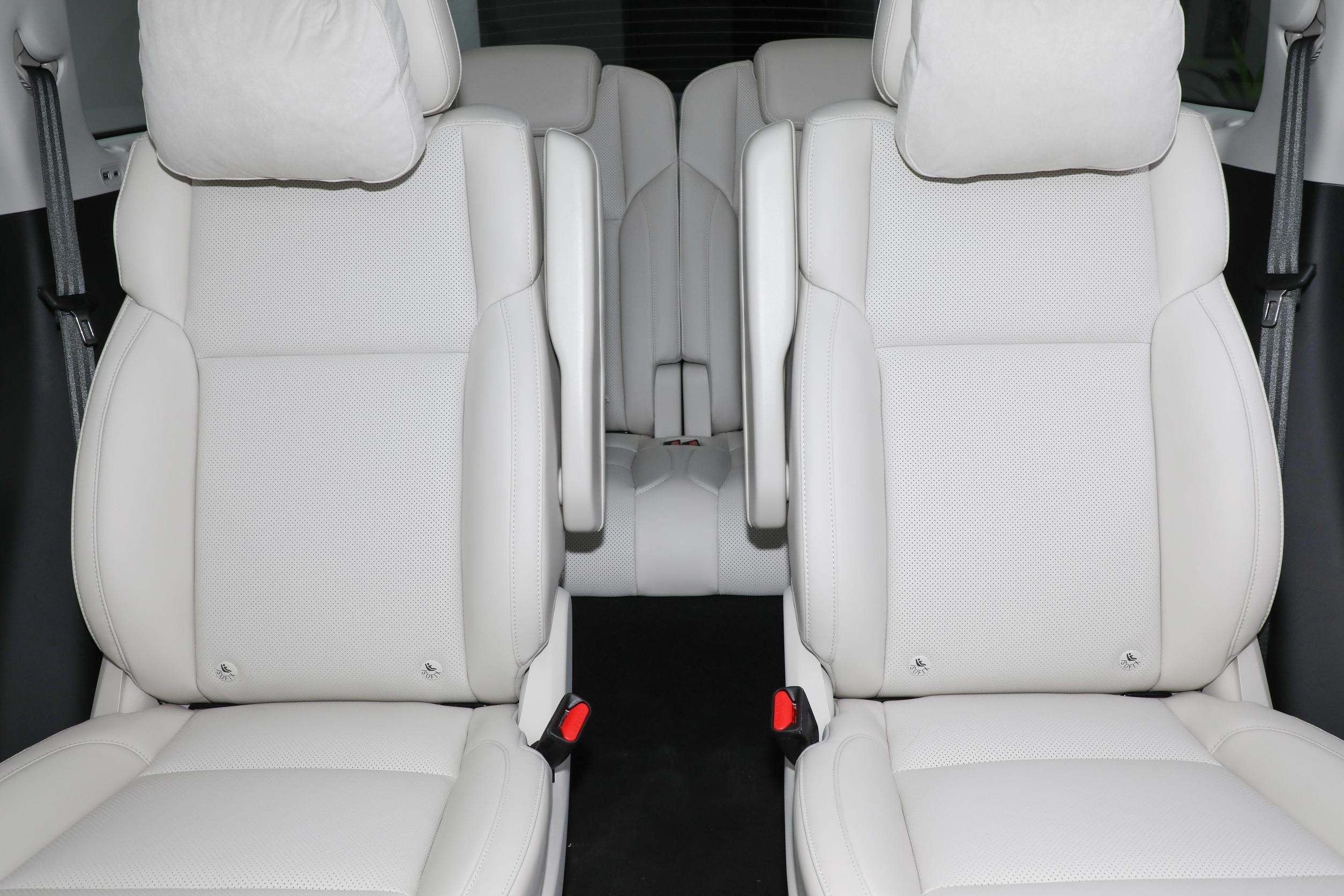 Leapmotor C16 SUV RWD Drive Extended Range Vehicle New Energy Vehicle Hybrid Sedan for Sale