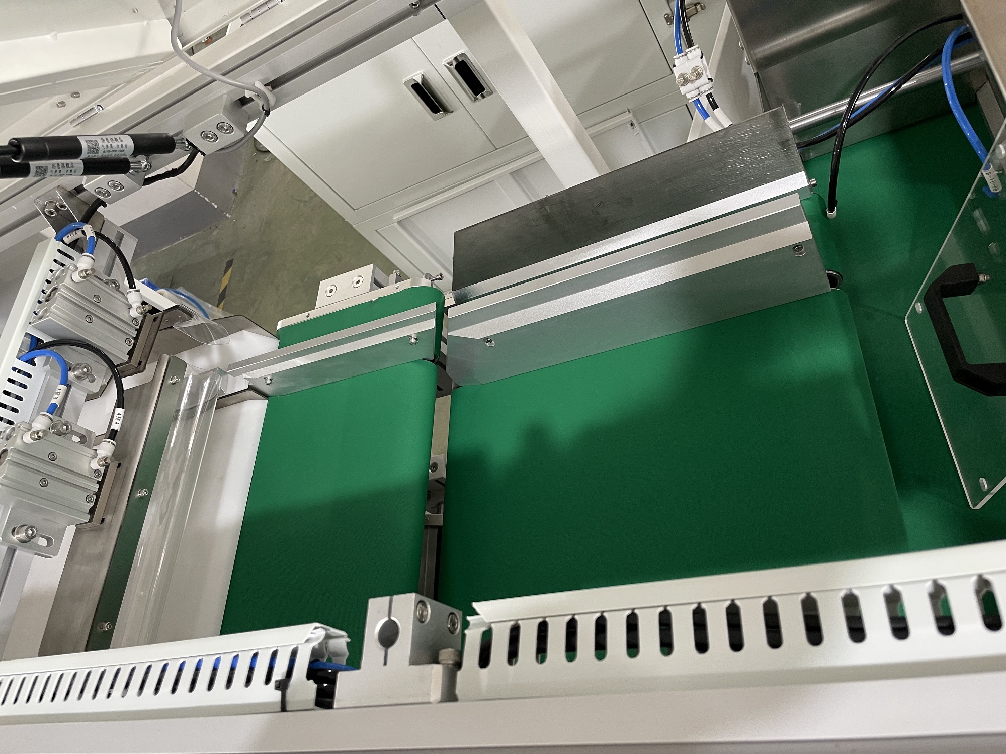 Automatic Screw Counting Machine AX-WLDC-T25 for Small Vacuumable Components