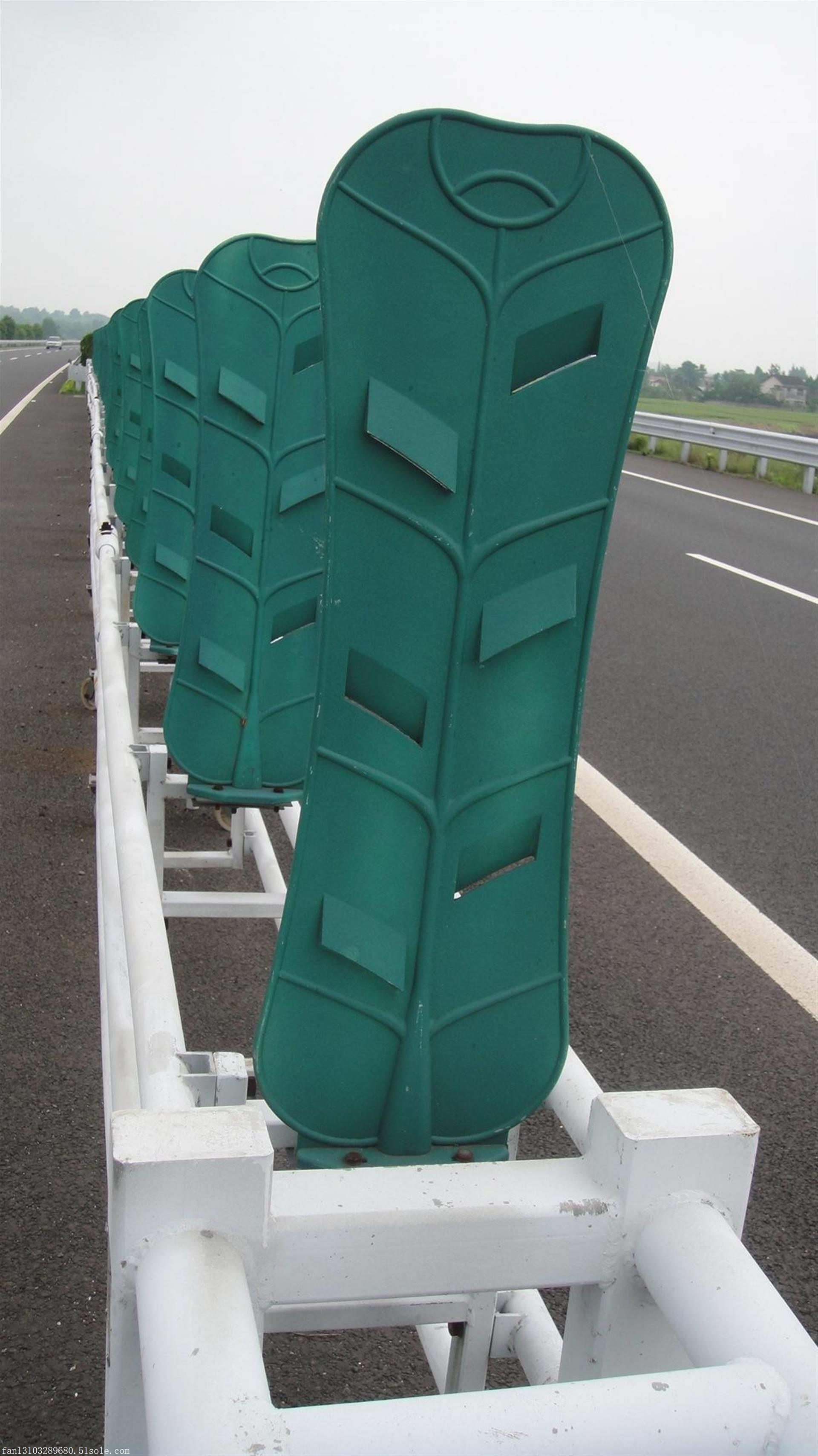 Highway Guardrail Anti Glare Board Facilities flexible Warning Posts