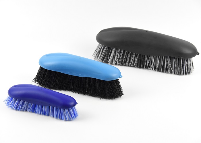 Plastic equine Care Stiff Grooming Horse Brush with 8-shaped back