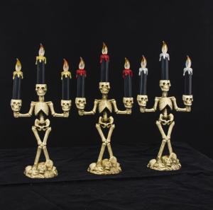 Quality Resin Halloween Skull Candle Holder for Table Halloween Candlestick Holders Ornament for Halloween Party wholesale