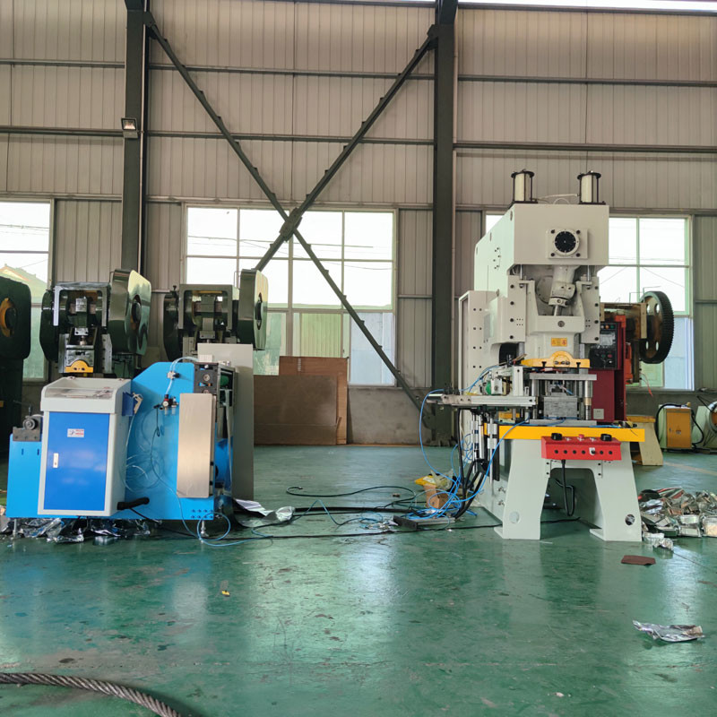 45T Aluminium Foil Stamping Pneumatic Punching Machine For Lunch Container