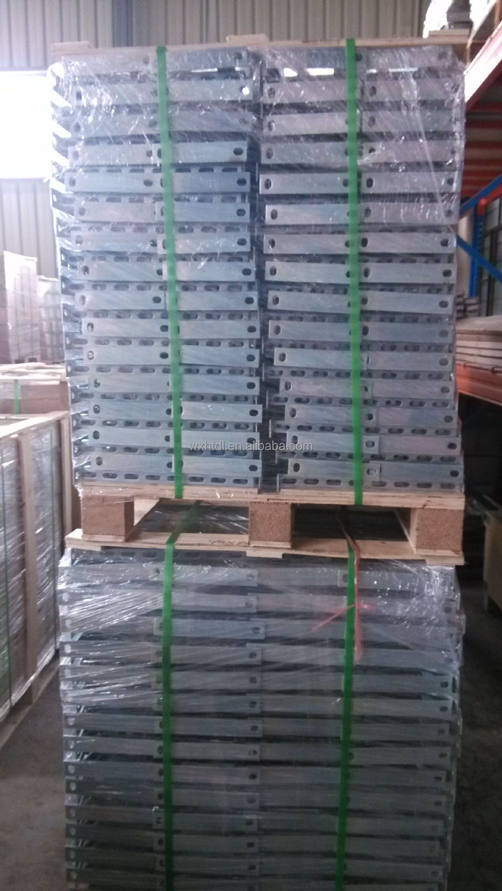Gi Slotted C Channel 41x41 1-5/8 X 1-5/8 Metal Slotted
