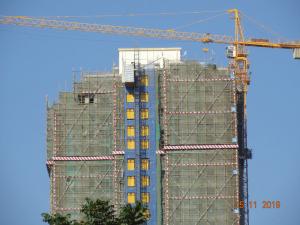 Quality Modular Payload Capacity 2000 KG Per Cage 3 Doors Construction Site Hoist wholesale