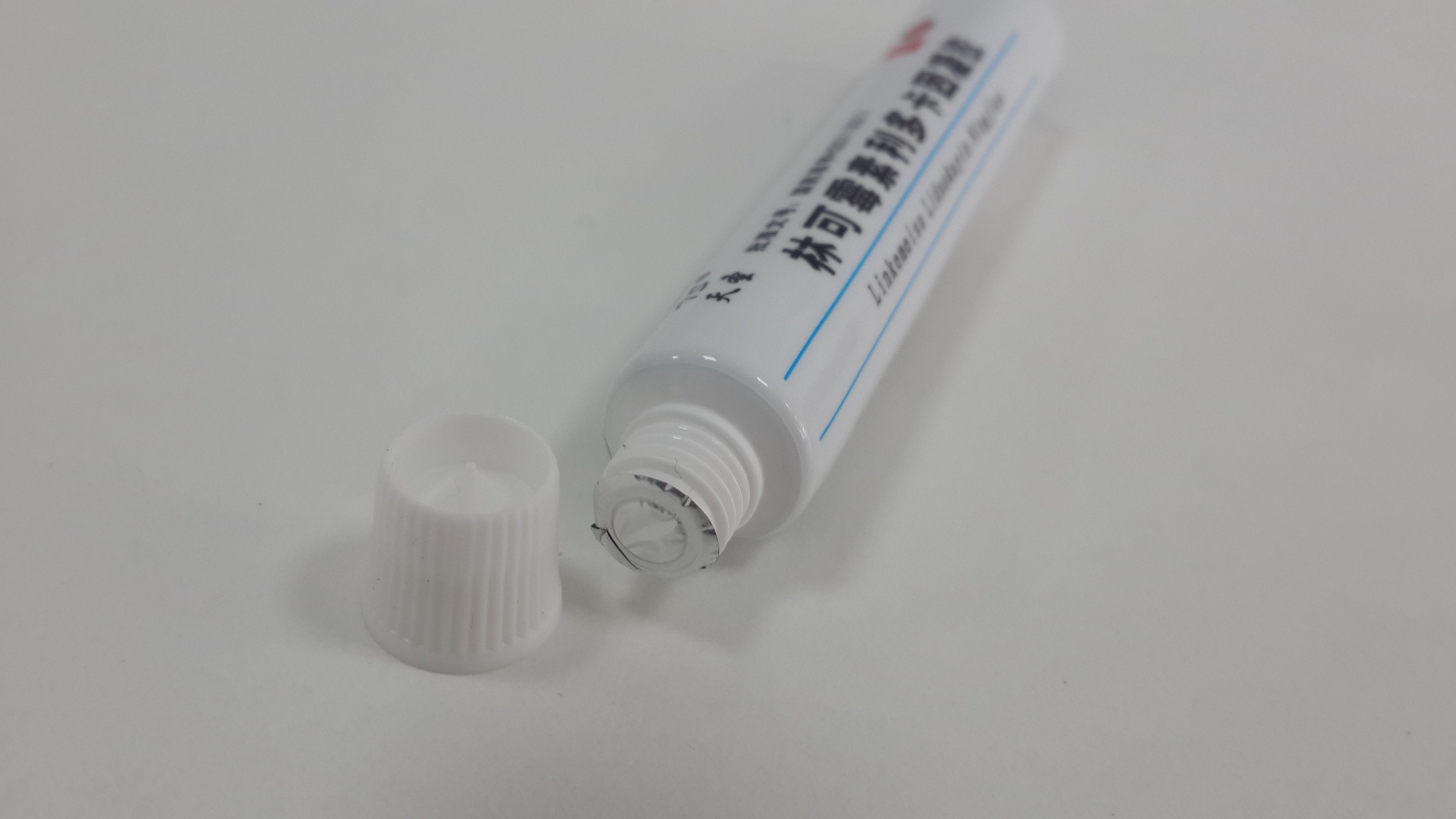 10g Clear Squeezable Pharmaceutical Tube Packaging For Lincomycin Jelly ISO9001