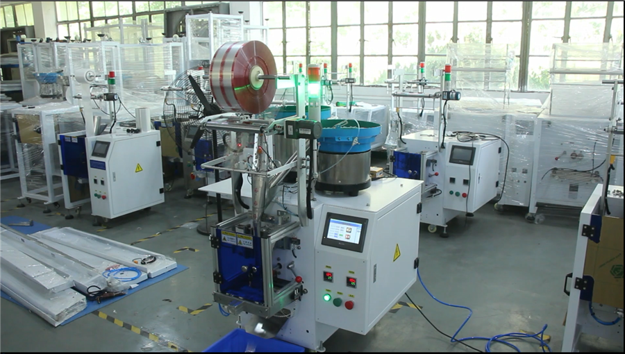 Automatic Fastener Stud Bolts Self Drilling Screws Plastic Anchor Screws Spring Pins Counting Bagging Packing Machine