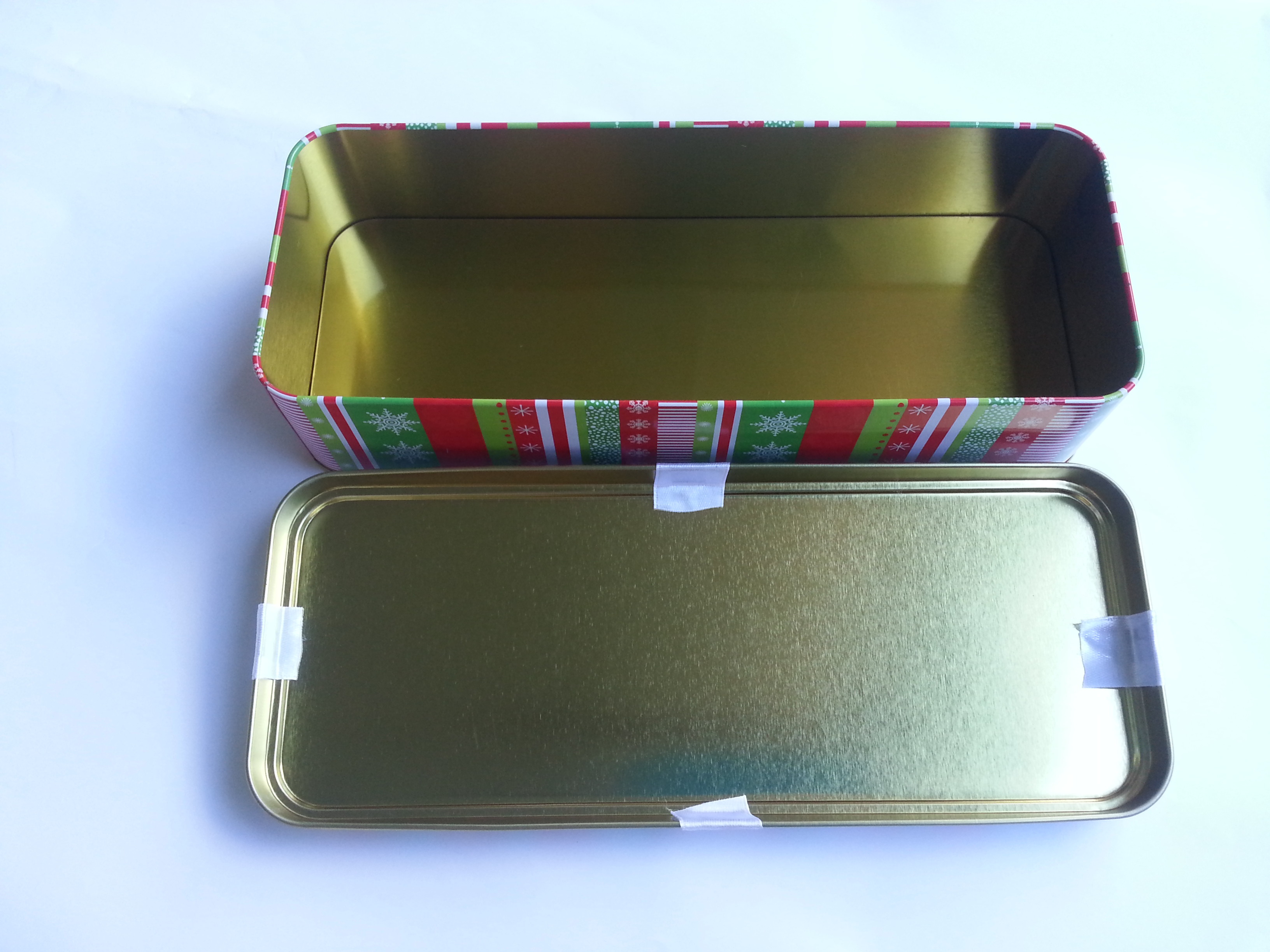 White Ribbon Christmas Empty Gift Tins Metal Box CYMK Printing On Lid / Body