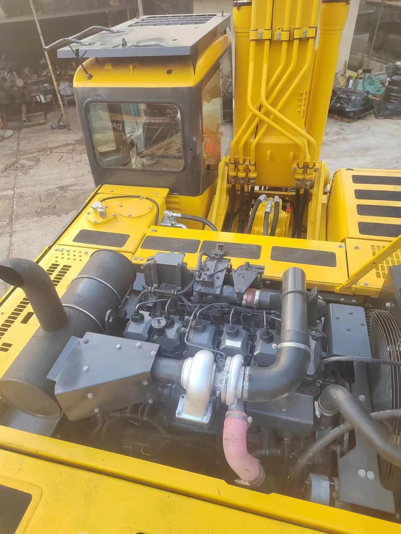 Japan Imported Komatsu PC400-8 40 Ton Crawler Excavator for Municipal Construction and Road Engineering