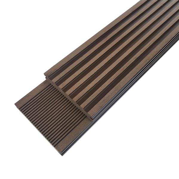 Solid Traditional 3D Anti Slip Wood Plastic Composite Flooring Outdoor Fire