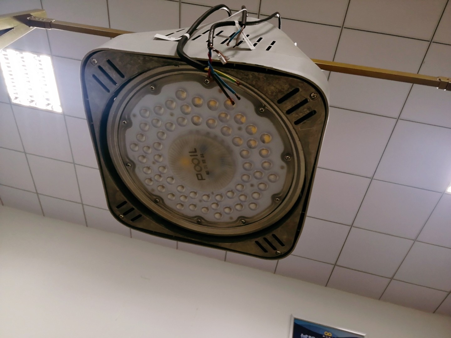 Gymnasium Exhibition LED High Bay Light Lifter Remote Control