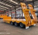 Customization 3 Axle Low Bed Loader 50 60 80 Ton Gooseneck Lowboy Semi Truck