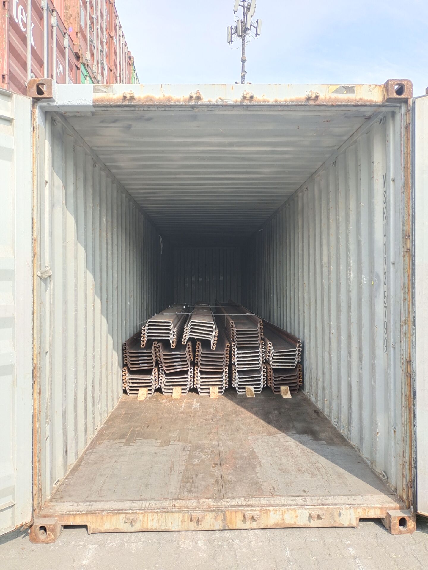 ISO9001 Hot Rolled S430 S275 U Type Sheet Pile For Railway Rail