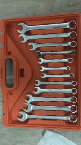 Quality Excavator spare parts Hydrualic Gauge Grease Gun Screw Rubber Sealant Tools wholesale