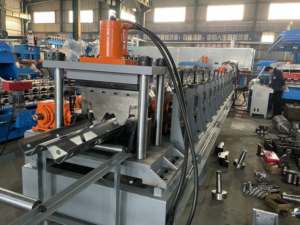 380V Highway Guardrail Forming Machine Steel Roll Former