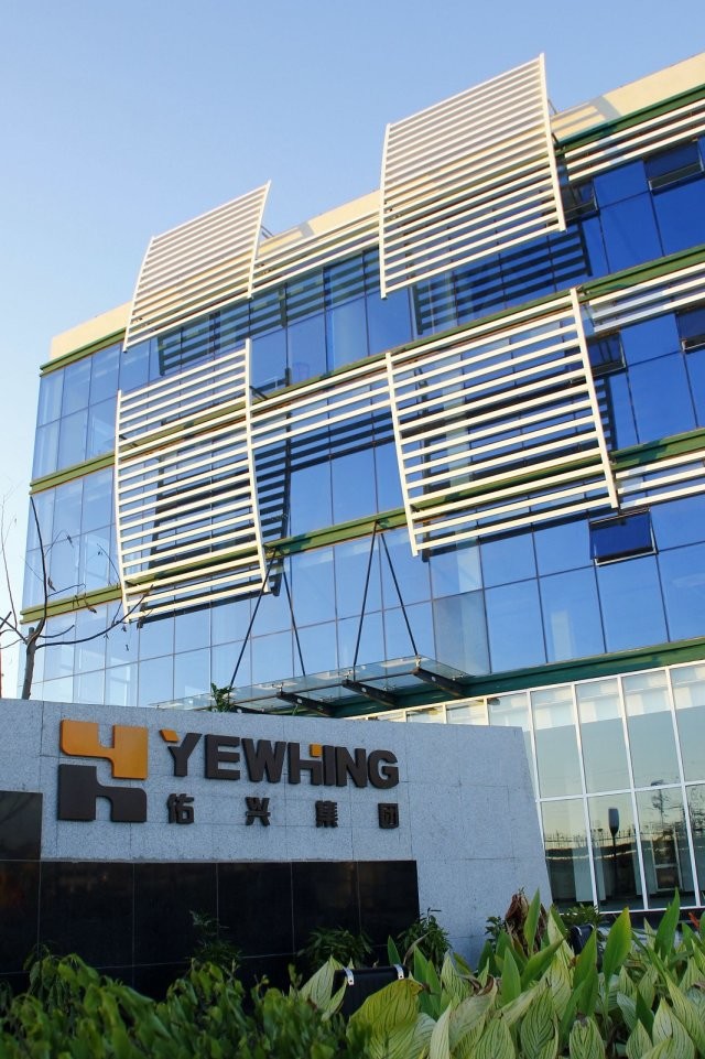Prefabricated Custom Steel Commercial Buildings For Supermarket Shopping Mall