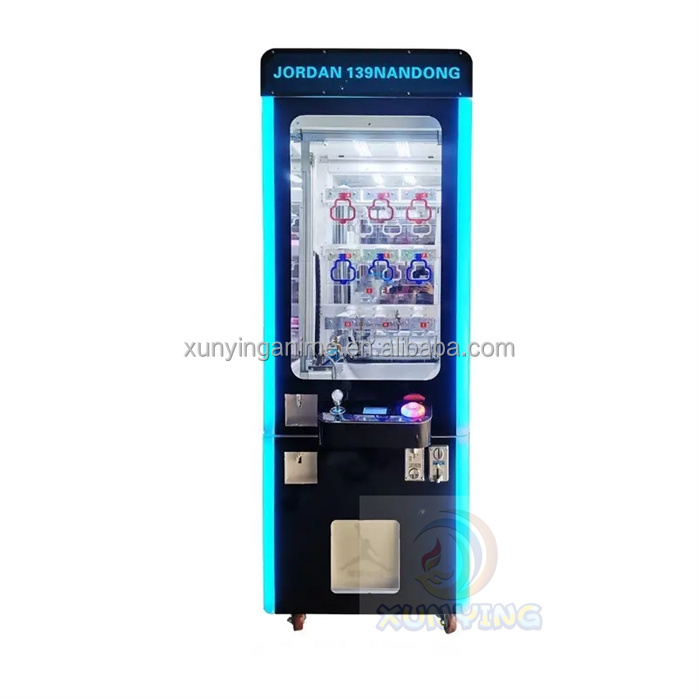 Voltage 110V / 220V / 230V Key Master Game Machine with Metal Acrylic Plastic Parts