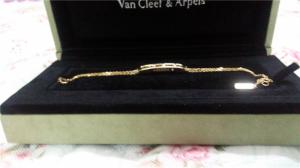 Quality 18K Yellow Gold Bracelet with Moveable 3 Diamonds Fine Jewelry wholesale