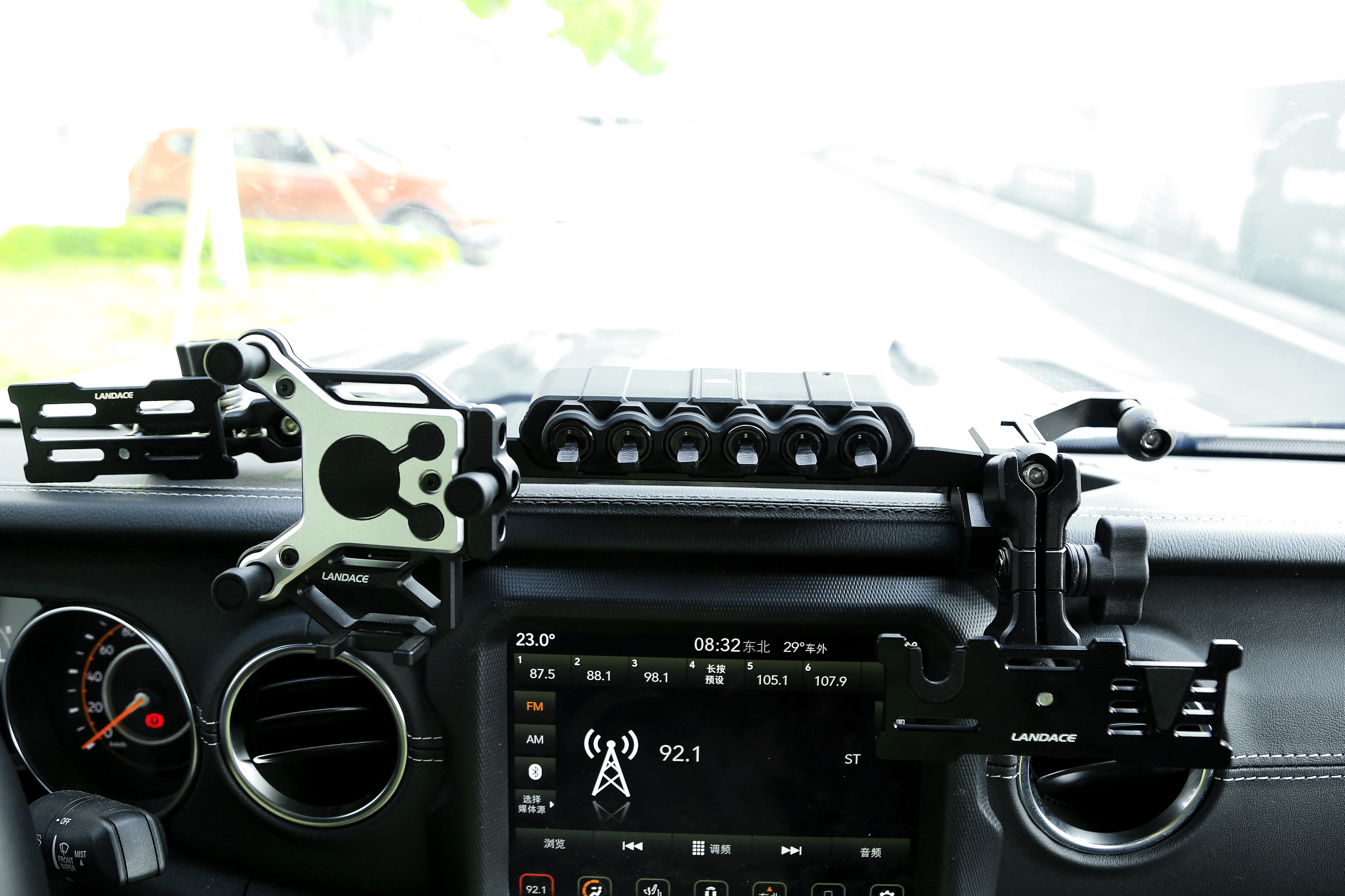OEM Car Mobile Phone Holder Bracket Aluminum Alloy For JEEP