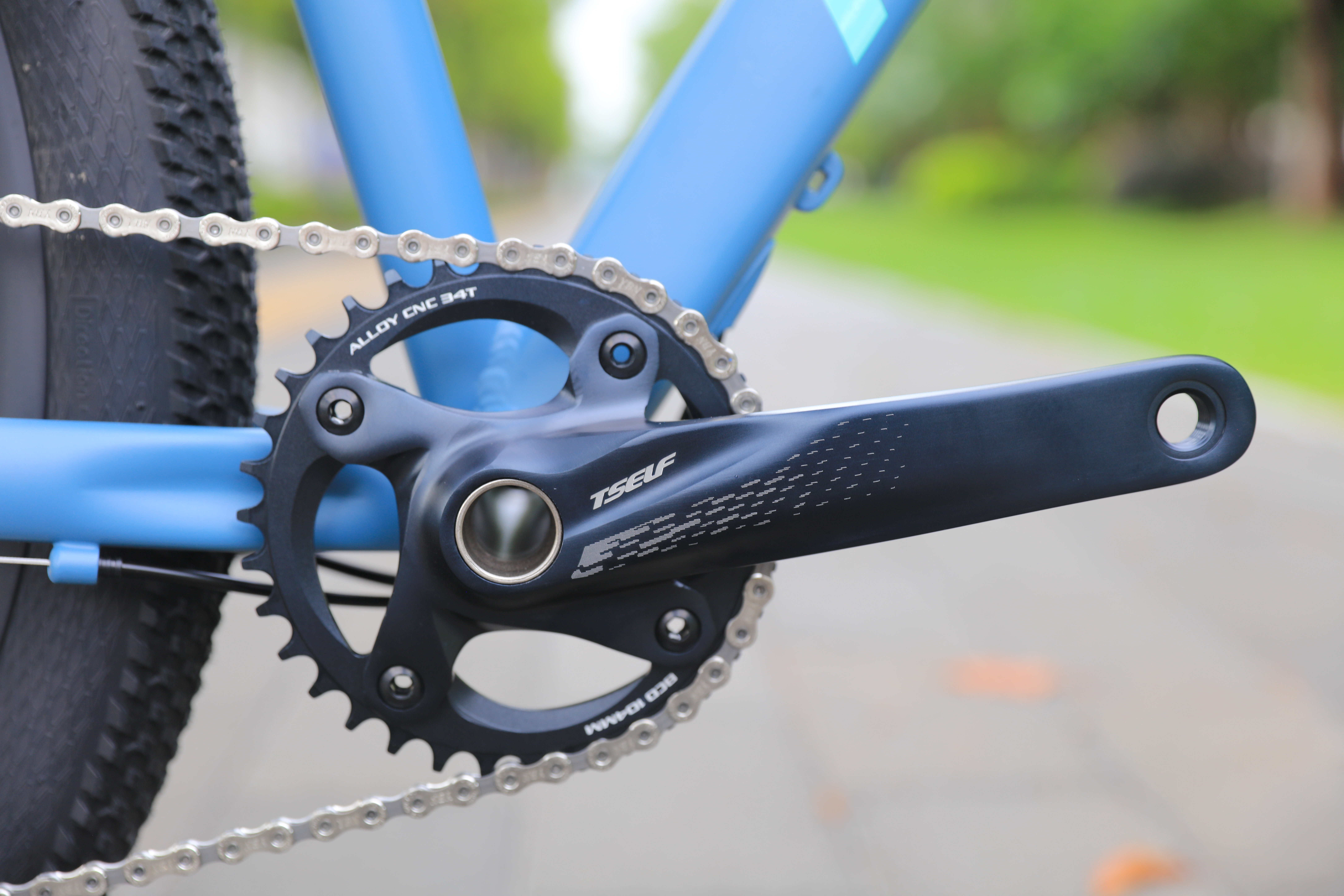 150KG Load Capacity 29 Inch Carbon Fiber Mountain Bike with 30 Speed Gears and Design