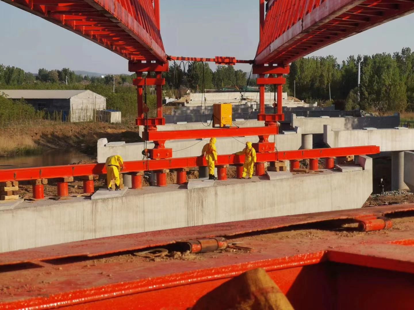 JQJ 100t bridge erecting machine, double beam truss bridge erecting machine crane and electric travelling crane made in