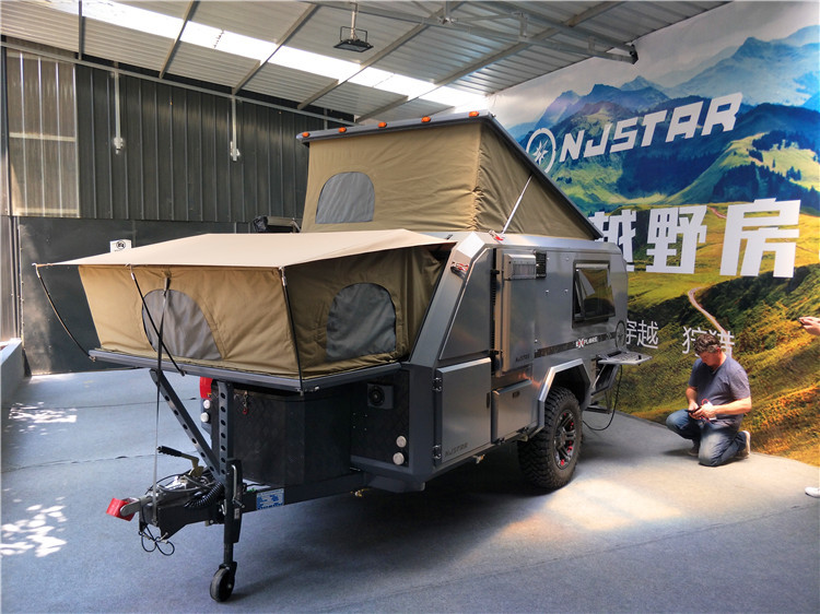 5900mm Aluminum Off Road Camper Trailer R16 1500kg Light Weight