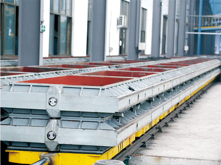 Mould box and moulding car