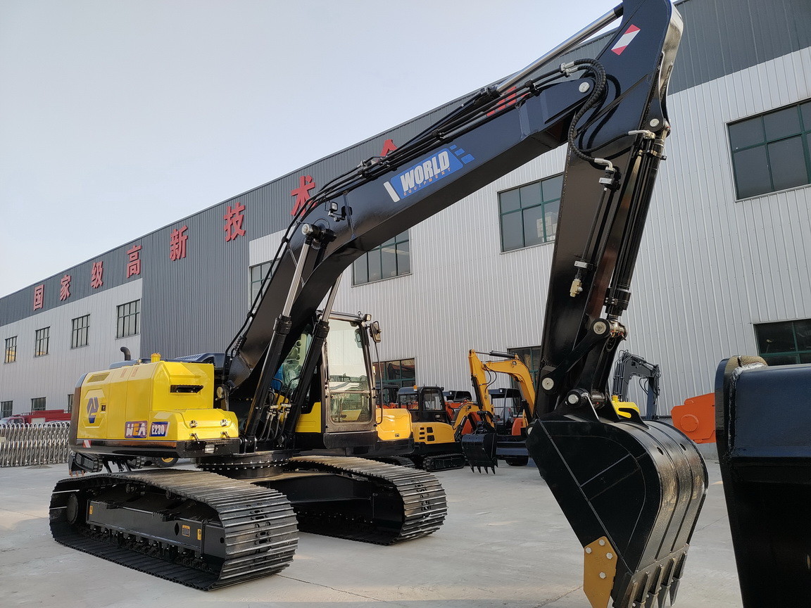 middle size Hydraulic Crawler Excavator 6-8m Max. Dumping Height 3.5-5km/H Travel Speed 0.8-1.2cbm bucket