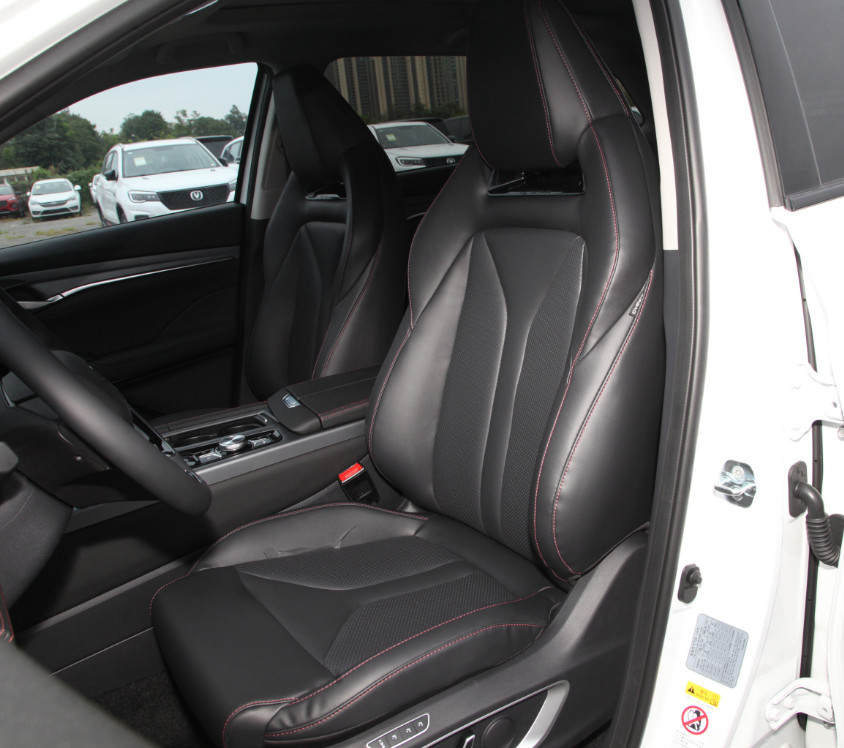 Changan Gasoline CS75 PLUS 2022 2.0T Automatic Flagship Version 7 seats SUV