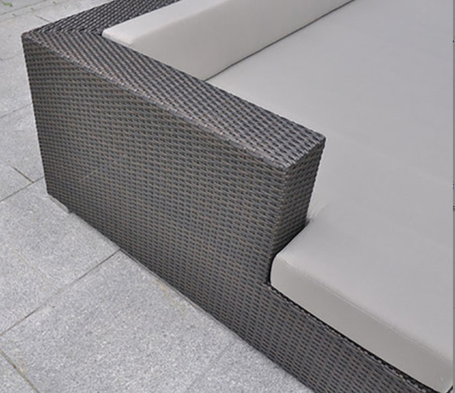 Pe Rattan Sectional Sofa Indoor Furniture Sofa Wrought Iron Sofa Lunge Sunbed Bed Set