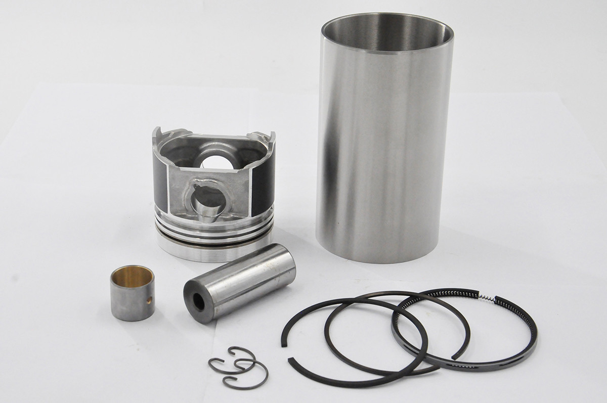 V2403 Kubota Engine Spare Parts Overhaul Kit Piston Ring Set Excavator Spares