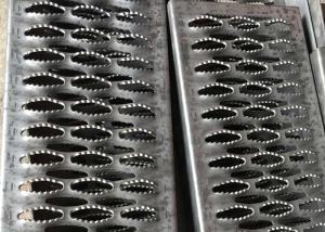 China 3.66m Length Perforated Metal Plate Diamond Roof Walkway on sale