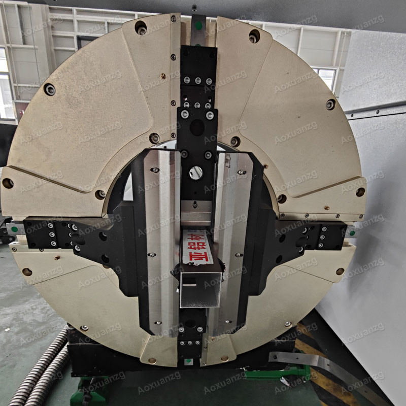 Full Automatic 6m Pipe Plate Cnc Fiber Laser Cutting Machine 3kw 1500*3000mm Exchange Table