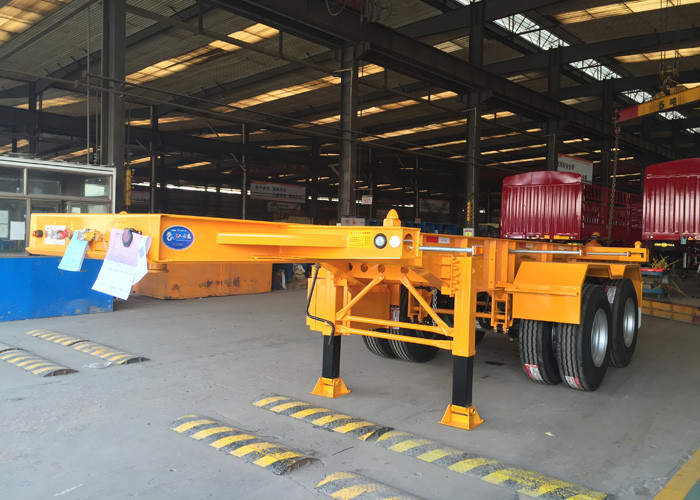 Flat Bed Semi Trailer Truck For 20 Or 40 Feet Container Carrying