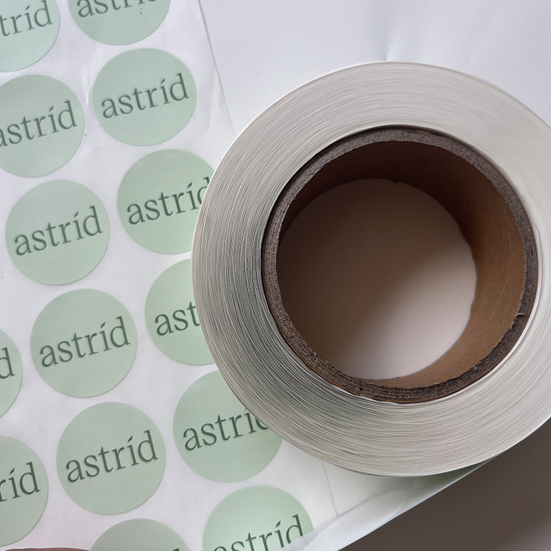 Circle Waterproof Vinyl Sticker Roll , UV Varnishing Private Label Stickers