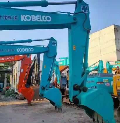 Kobelco SK200 SK200-8 Hydraulic Crawler Excavator For Heavy Duty Construction Work