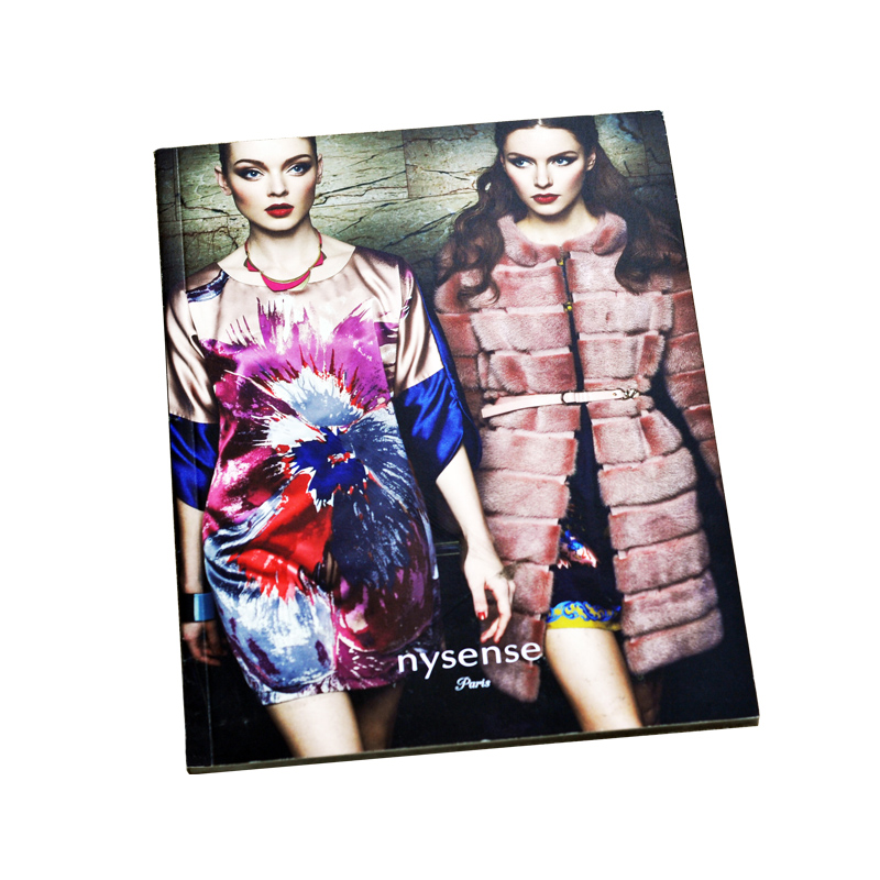 Perfect Binding Brochure Catalogue Printing Lamination Surface Finishing