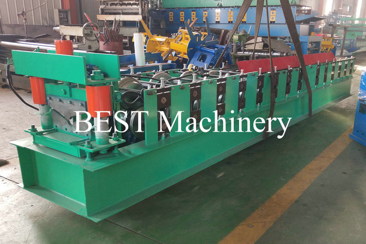 Custom Cold Making Ridge Cap Roll Forming Machine With Two Year Warranty