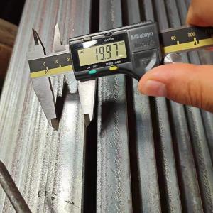 China Equal Unequal SS Angle Bar 201 High Tensile Strengths on sale