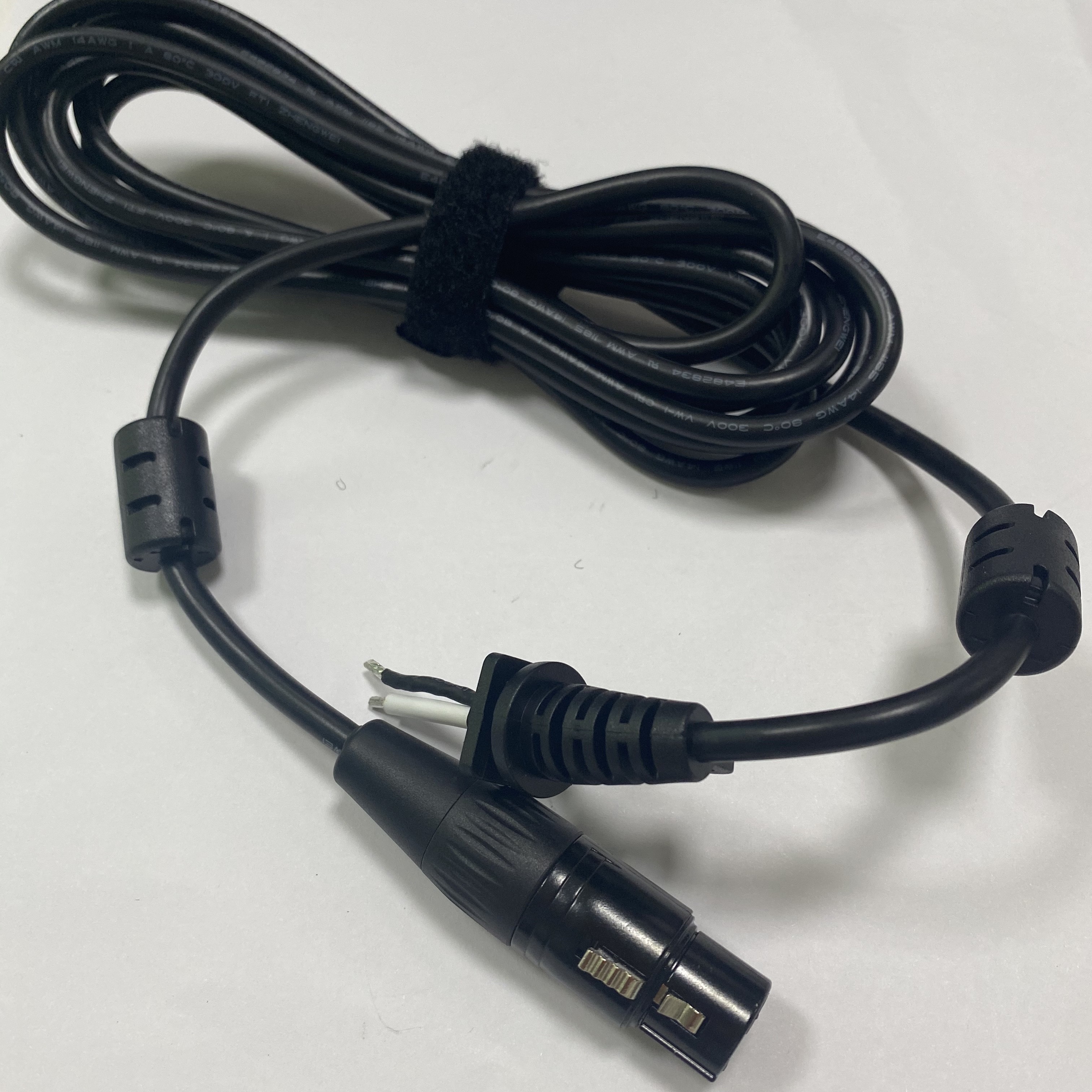 XLR 3P Connector to SR injection Connect cable with 1185 two core cable
