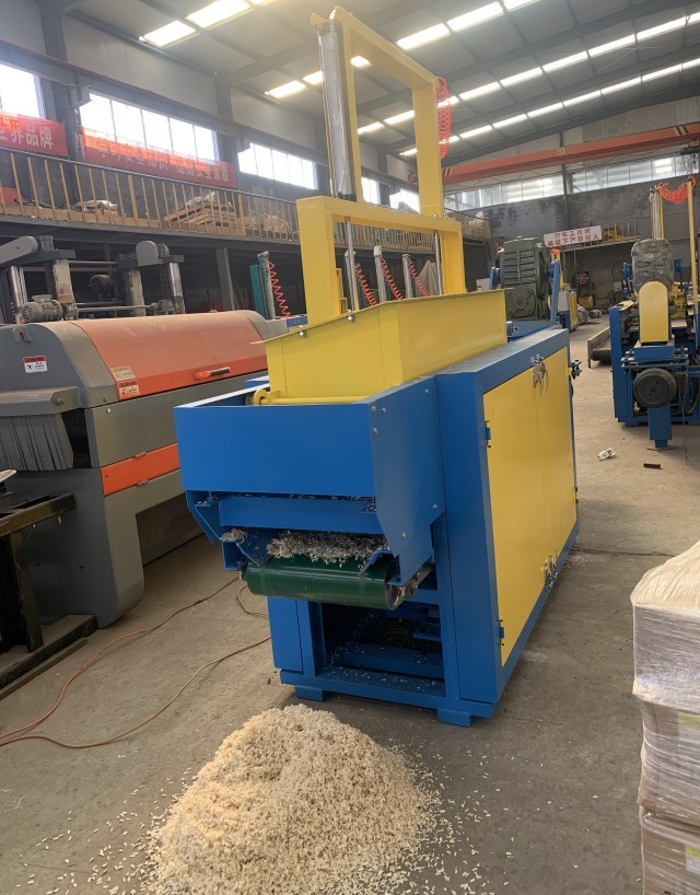 Chips Pine wood sawdust mill wood chipping machine wood shaving machine for animal/horse/chicken bedding