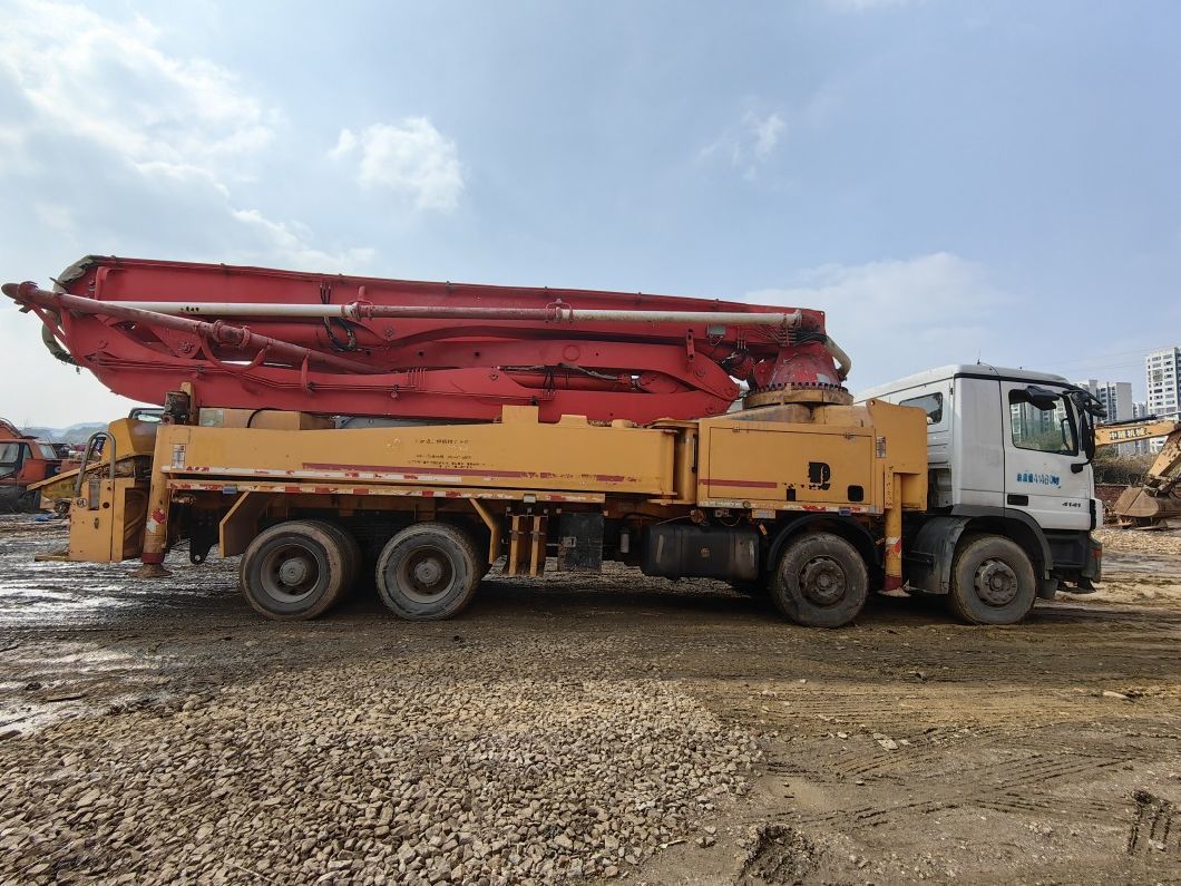46m Putzmeister Concrete Pump Truck on Mercedes Benz Heavy Equipment