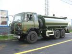 Manual Transmission Dongfeng 6x6 Diesel Fuel Tanker Truck with Large Tank
