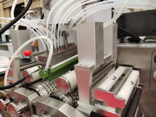 10 Inch Big Commercial Softgel Making Machine For Cosmetic Skin Care