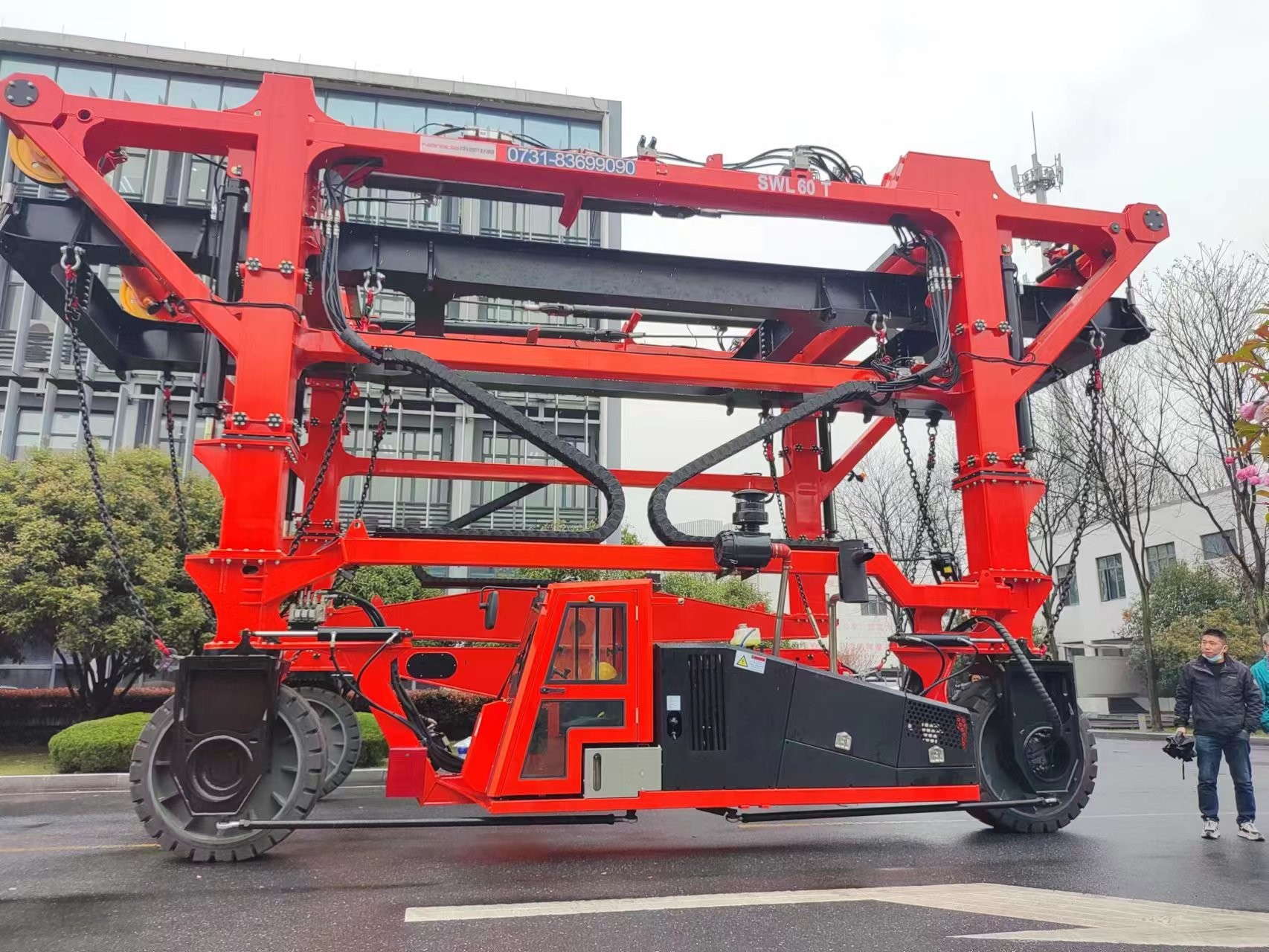 Fast Operation Shipping Container Lifter Truck For Factories / Warehouses