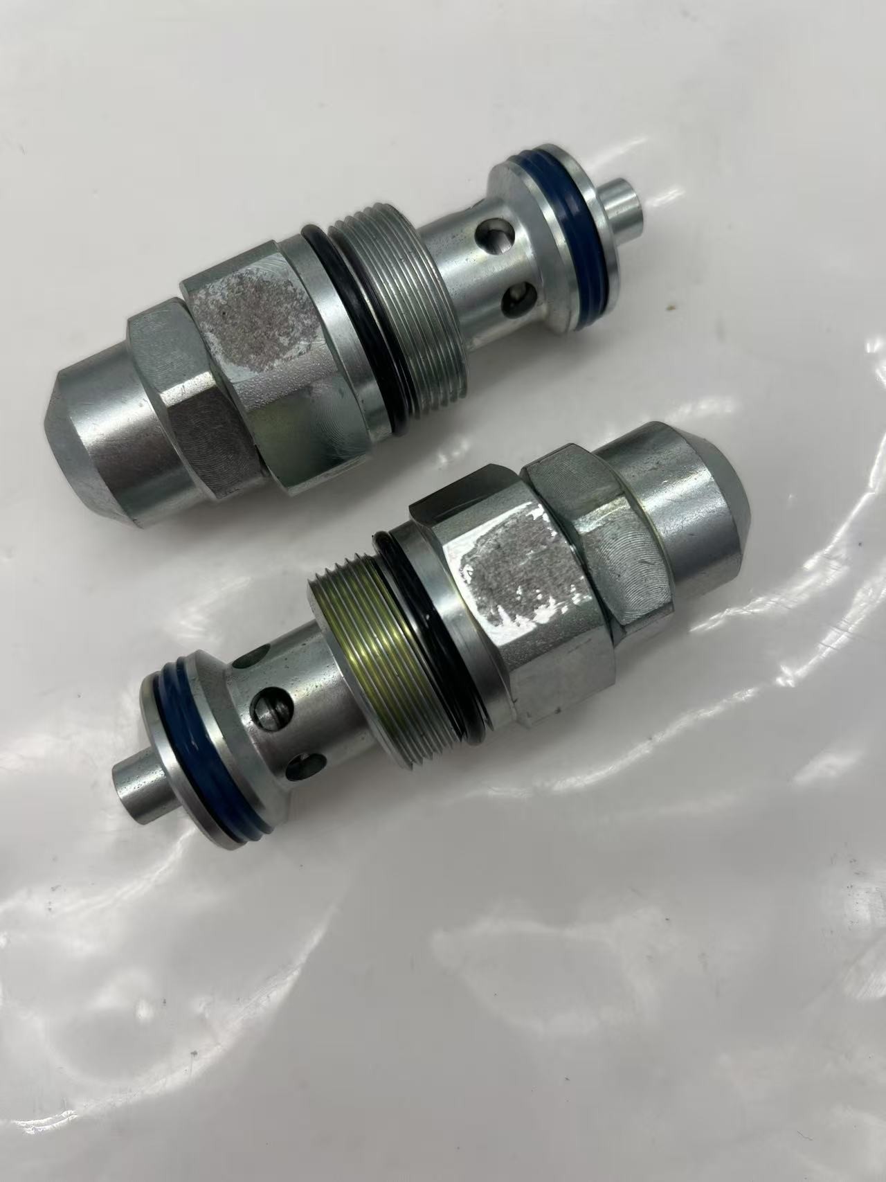 Putzmeister oucher vertical cylinder assembly, Putzmeister38 meters, 36 meters, for wet spray machines, number: 251409007