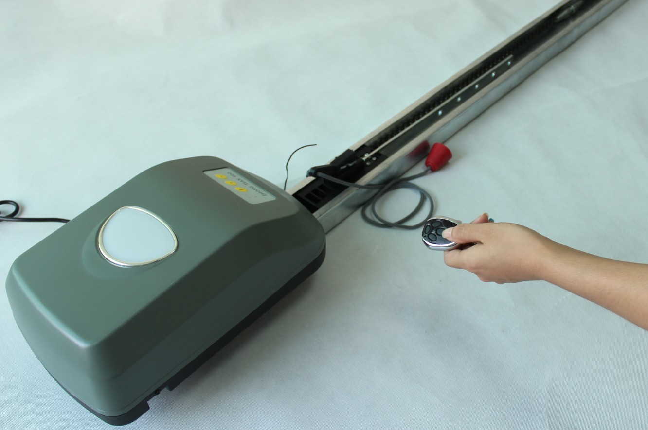 Automatic Remote Control Garage Door Opener Chain Drive Quiet Smooth Operation