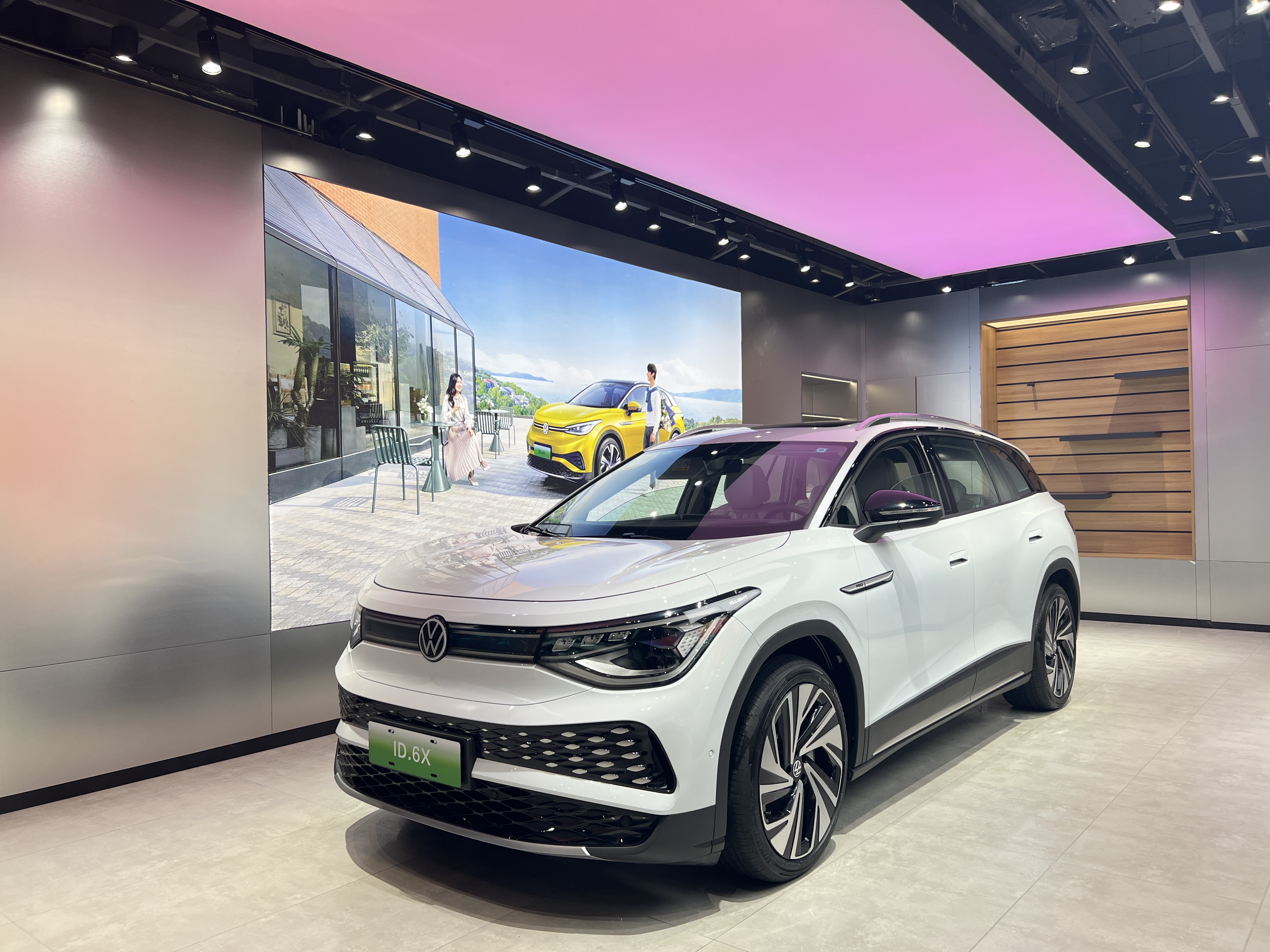 2024 Energy Vehicles SUV VOYAH FREE 5seats And 4 Electric Vehicles Car With Fast Charge Time 0.75h Total Motor Power 510KW