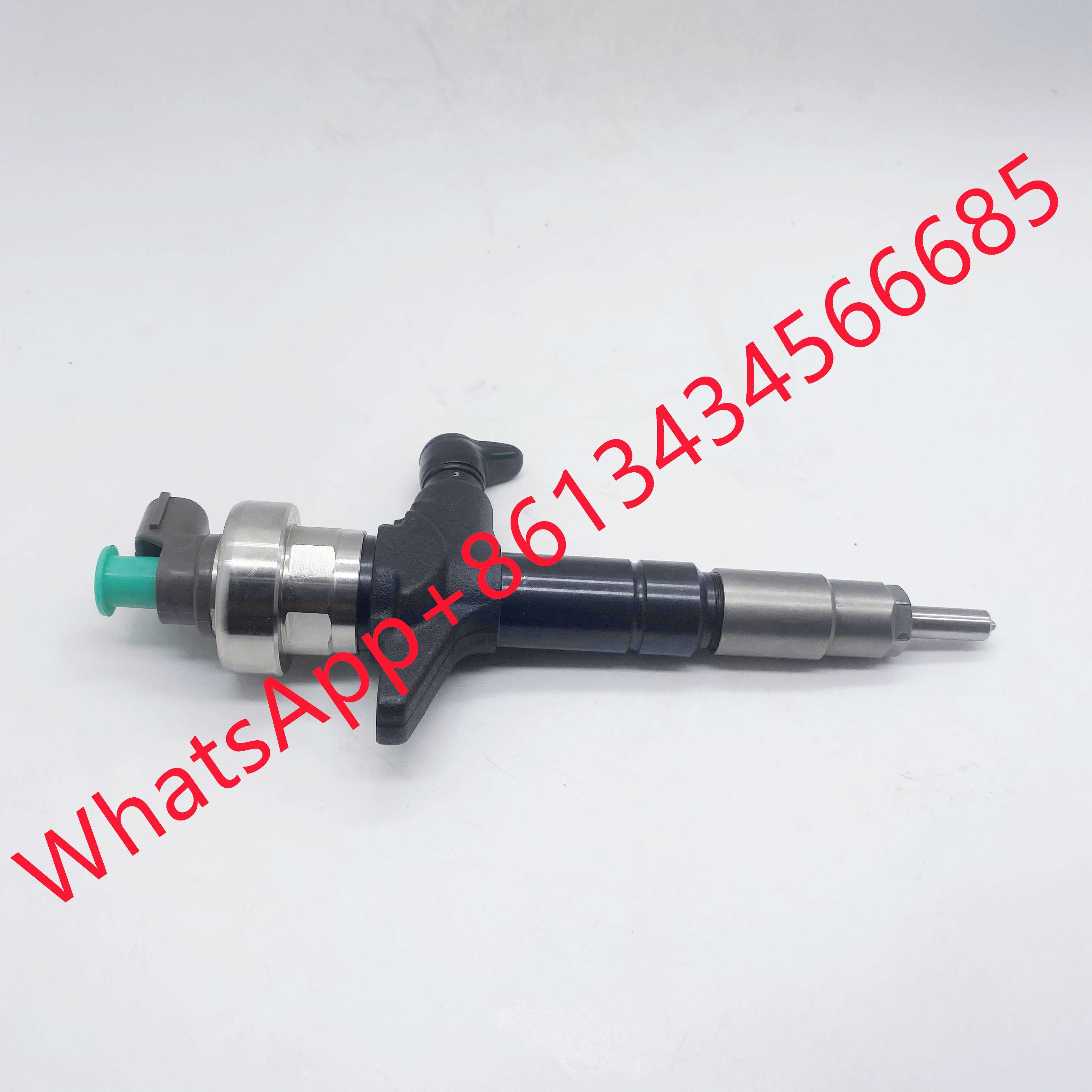 Common Rail Diesel Injector 295050-1900 295050-0910 295050-0911 For ISU-ZU D-MAX